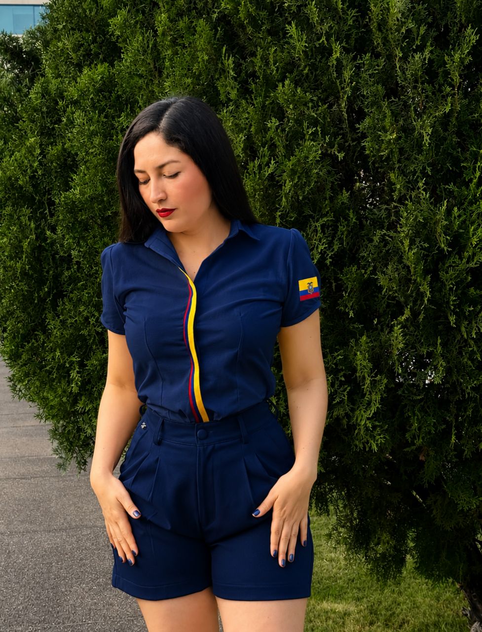 TRICOLOR ELEGANTE